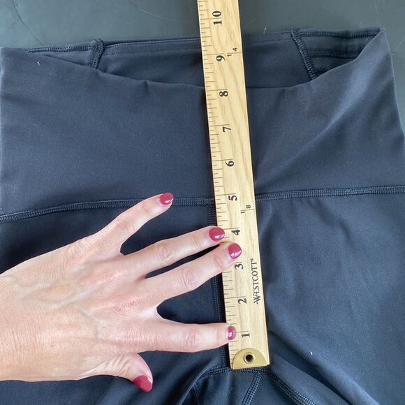 Lululemon‎ Train Times Leggings Crop (17") Black Size 4 - Picture 15 of 16